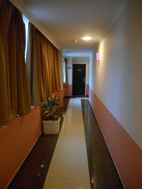 Sai Villa Hotel Near Klia & Klia2 Nilai Kültér fotó