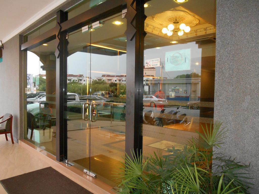 Sai Villa Hotel Near Klia & Klia2 Nilai Kültér fotó