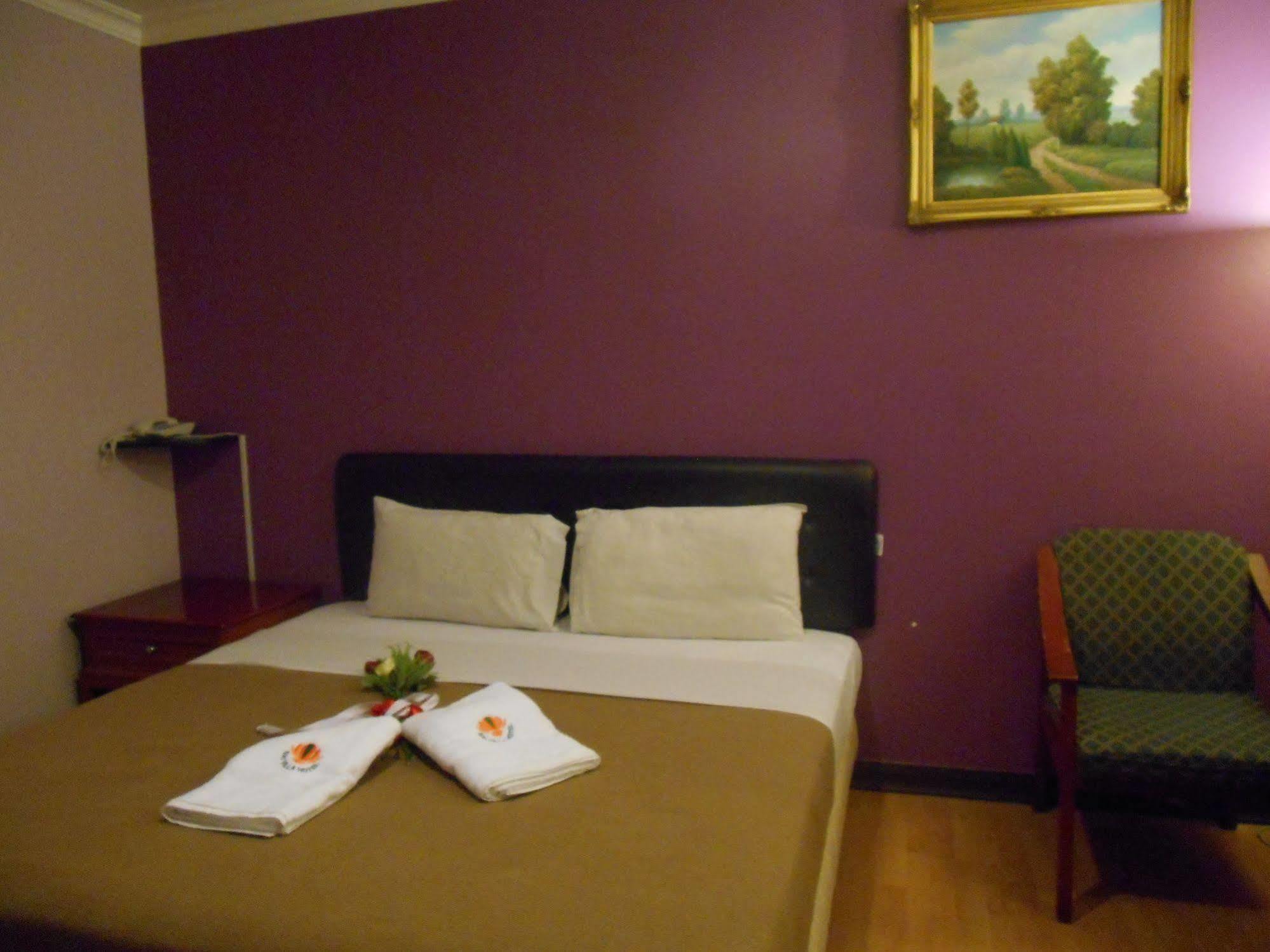 Sai Villa Hotel Near Klia & Klia2 Nilai Kültér fotó