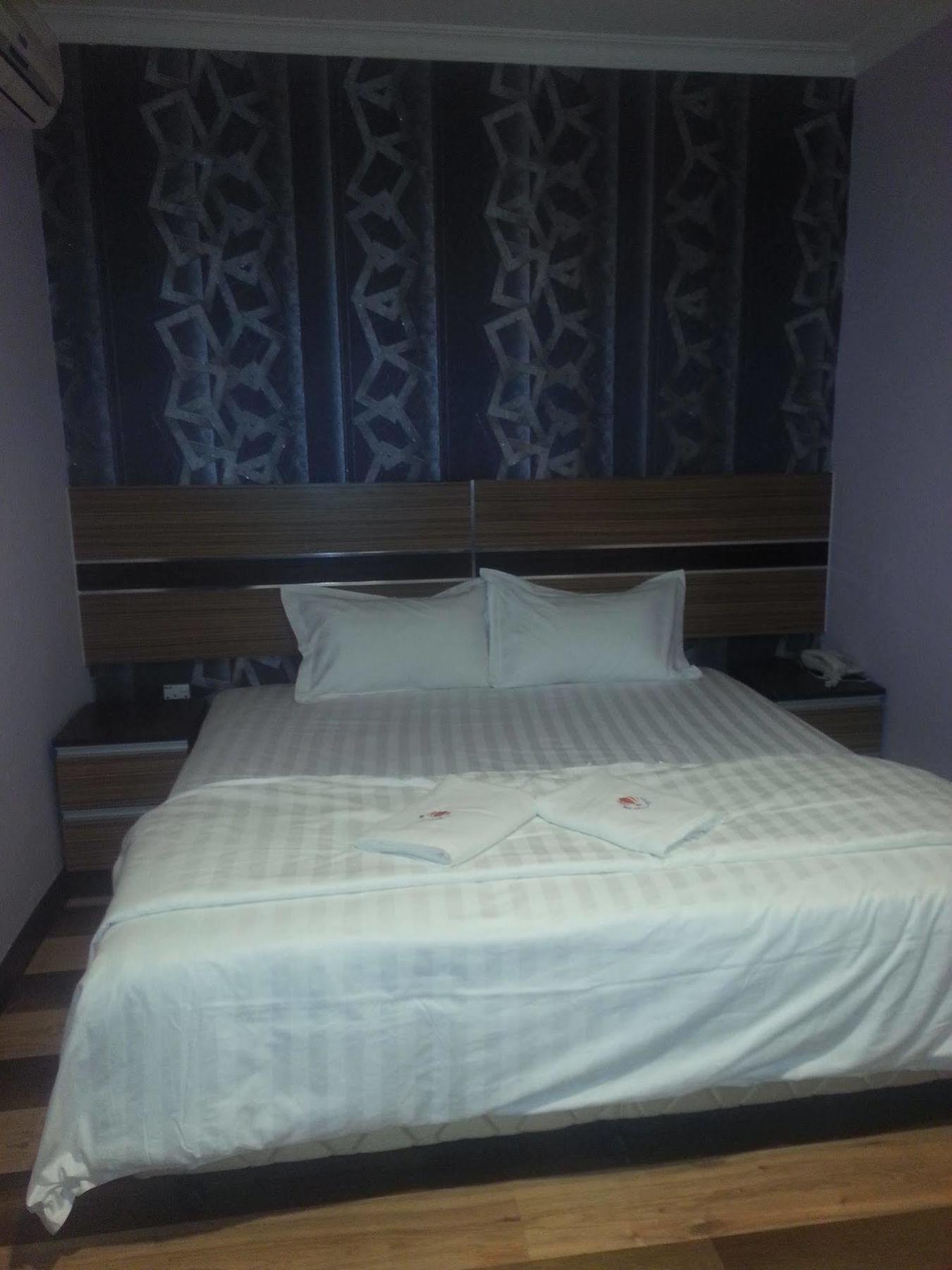 Sai Villa Hotel Near Klia & Klia2 Nilai Kültér fotó