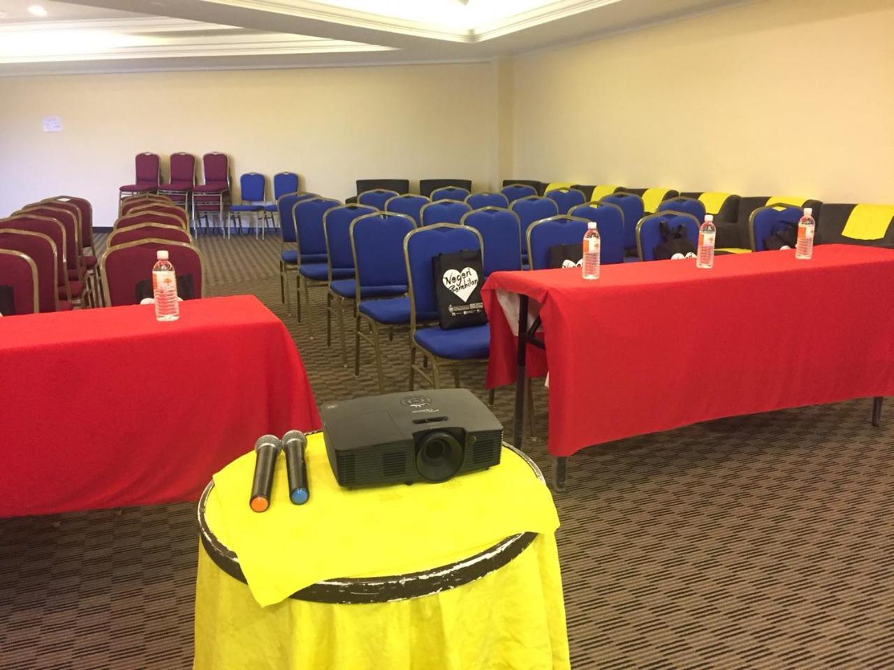 Sai Villa Hotel Near Klia & Klia2 Nilai Kültér fotó